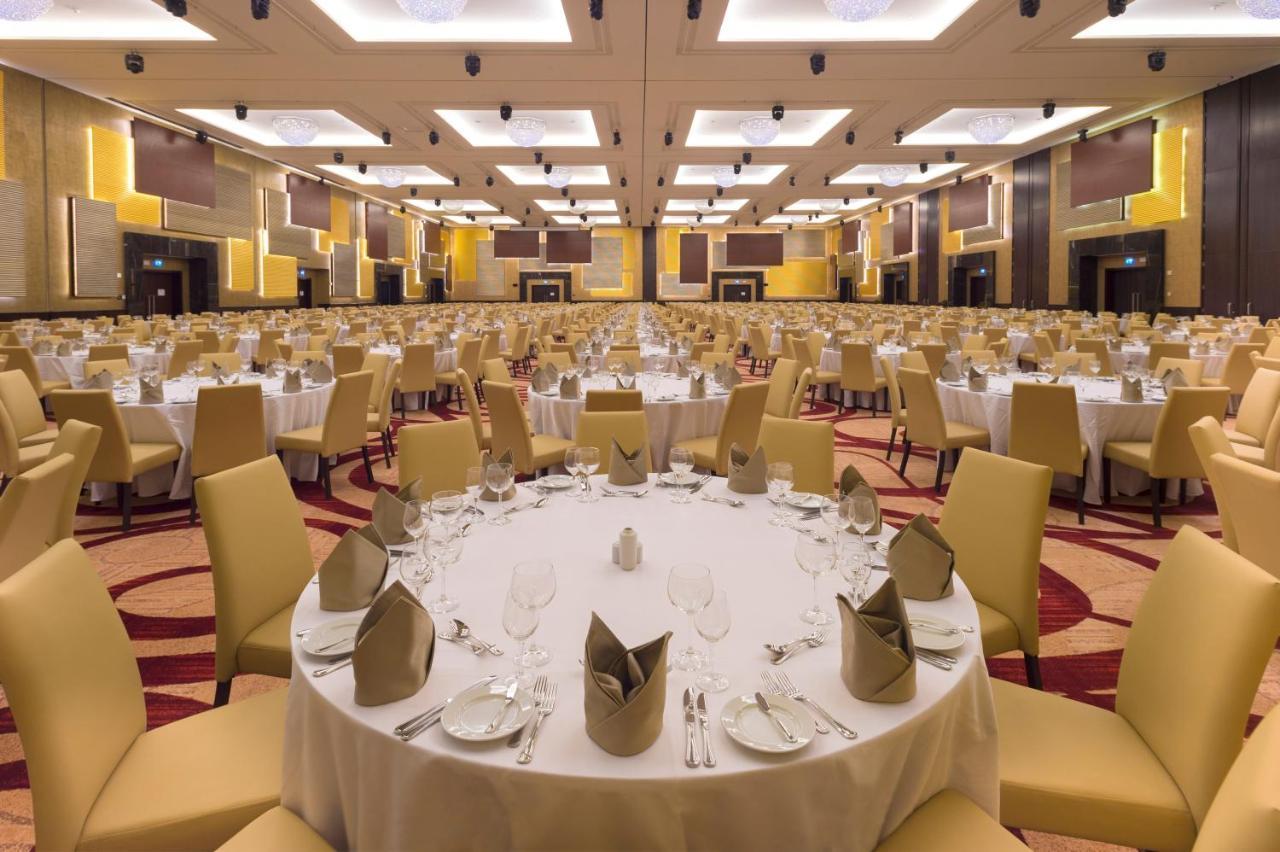 Crowne Plaza Riyadh - Rdc Hotel & Convention By Ihg Exteriör bild The Grand Ballroom
