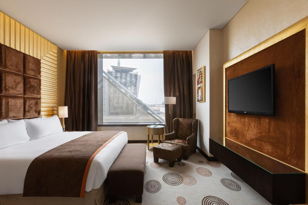 Crowne Plaza Riyadh - Rdc Hotel & Convention By Ihg Rum bild Deluxe room