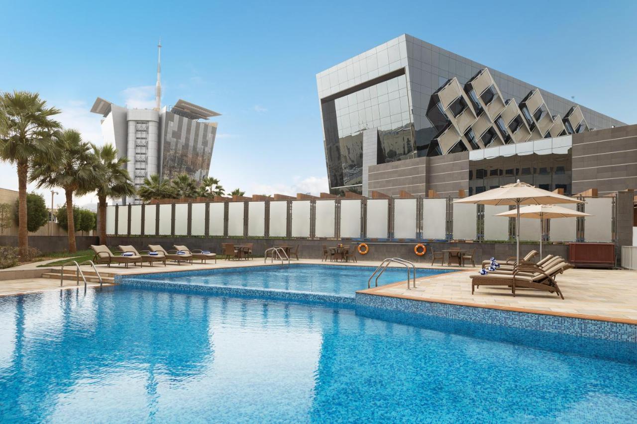 Crowne Plaza Riyadh - Rdc Hotel & Convention By Ihg Exteriör bild The Address Downtown Dubai