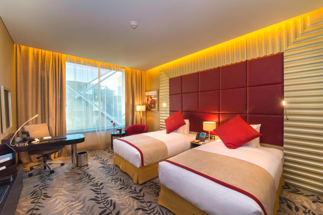 Crowne Plaza Riyadh - Rdc Hotel & Convention By Ihg Exteriör bild Deluxe Room
