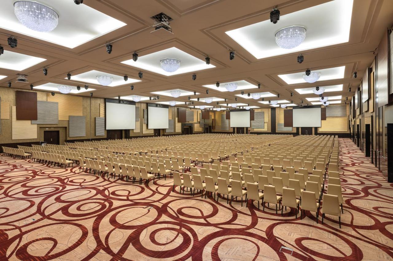 Crowne Plaza Riyadh - Rdc Hotel & Convention By Ihg Exteriör bild The Grand Ballroom